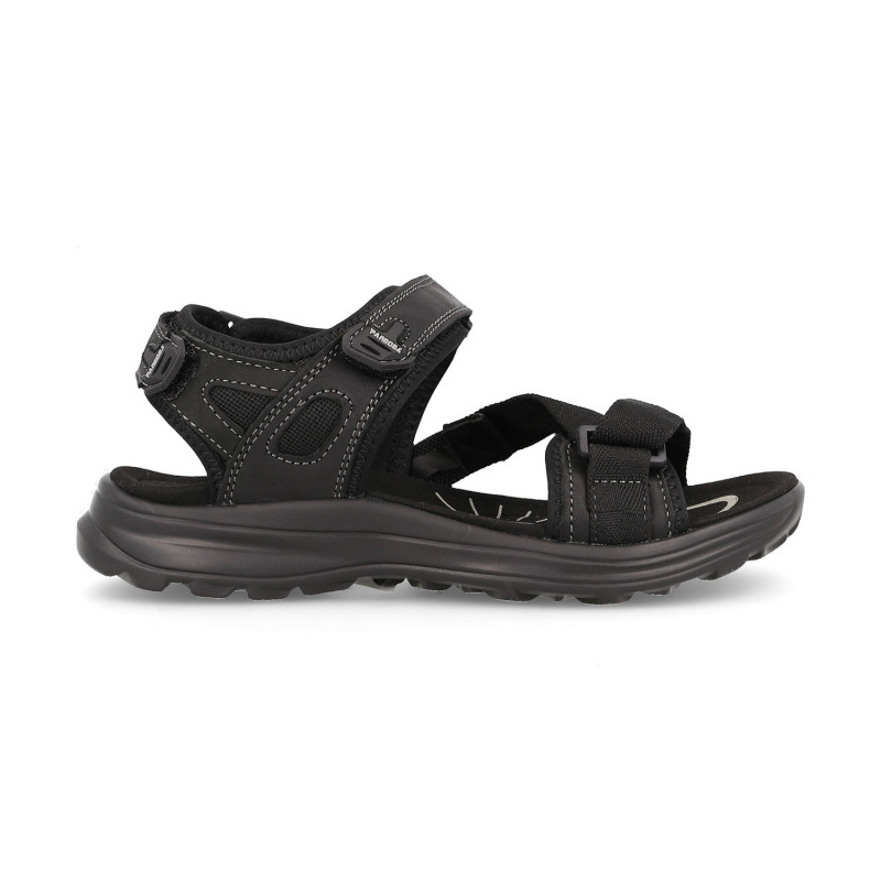 Sandalias outdoor mujer Brieva en negro con diseño resistente