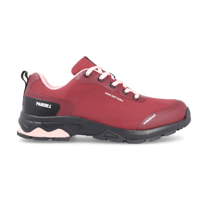 Zapatillas de trekking para mujer diseñadas para aguantar todo tipo de rutas de senderismo.