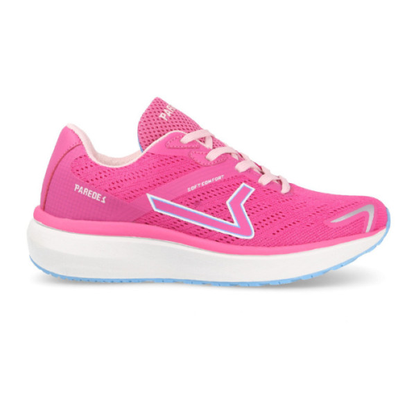 Women's sports shoes in fuchsia with cushioning