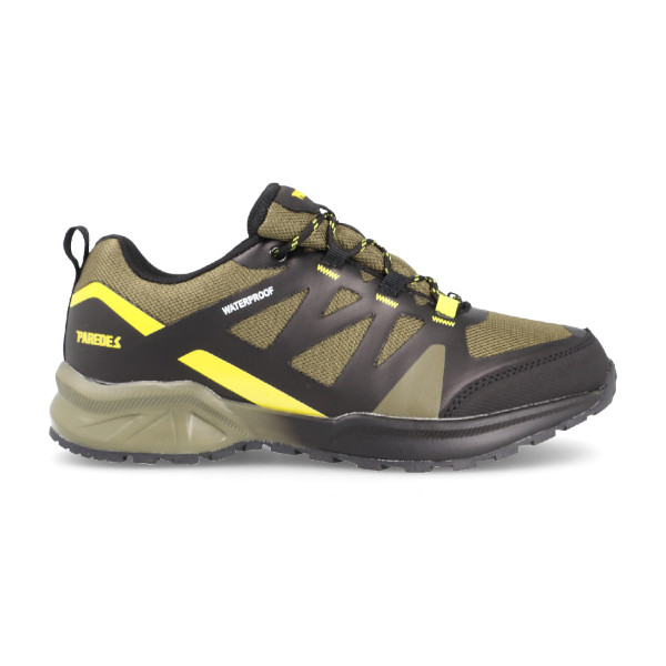 Modern and stylish men's trekking shoes in kaki color